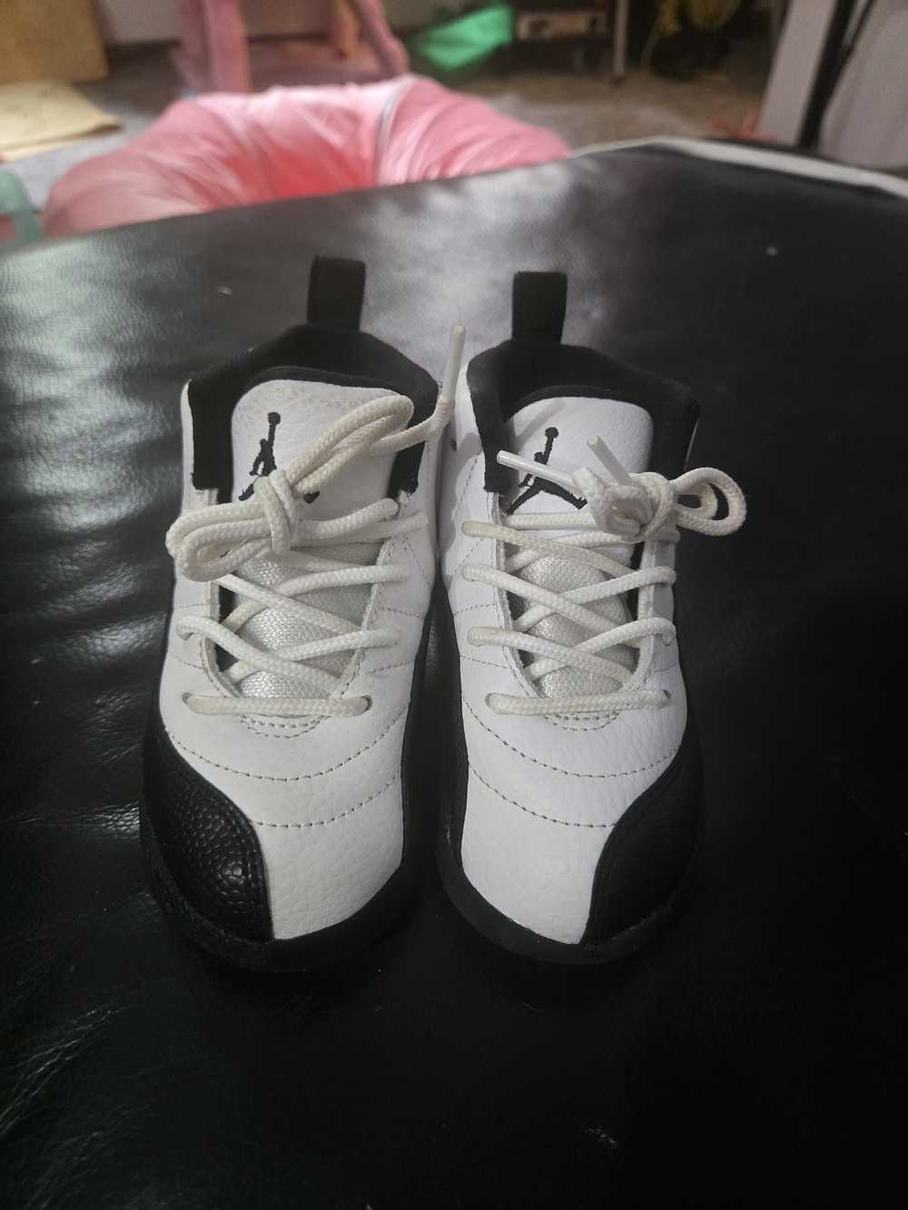 Nike Air Jordan 12 Taxi Kids  Sneaker Sz. 9C Boy Girl Rare